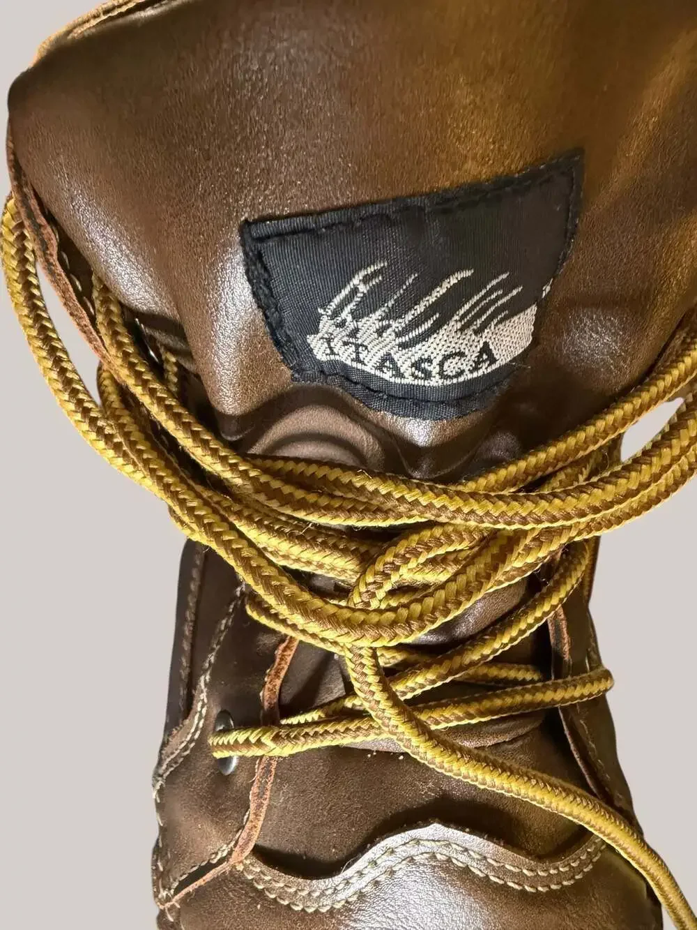 Itasca Men's Size 12 Lace Up Duck Boots Brown and Black Waterproof